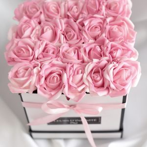 pastel pink rosebox